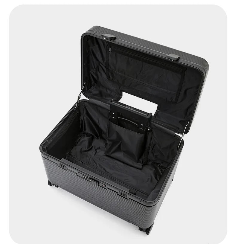 バニーフライ キャプテンズ トラベルケース 小型アルミフレー - Aluminum Frame Carry On Luggage のレビューと価格